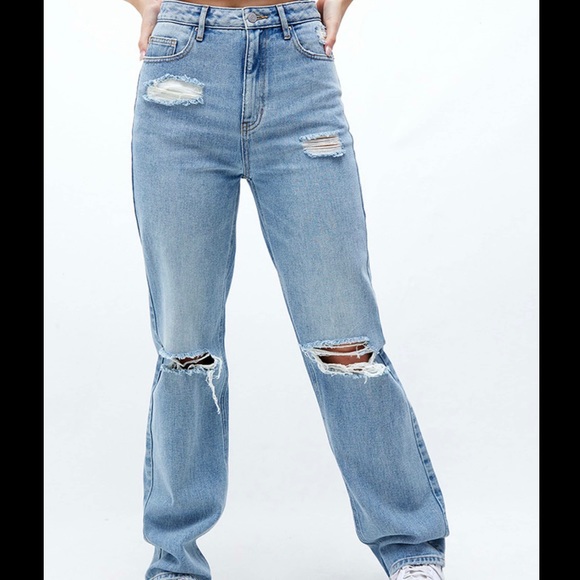 Pacsun Ripped ‘90s Boyfriend Jeans - Picture 2 of 4